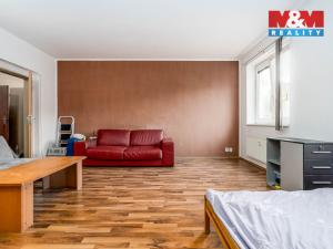 Prodej bytu 1+kk, Praha - Dolní Chabry, Spořická, 39 m2