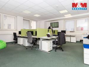 Pronájem kanceláře, Pardubice - Zelené Předměstí, 331 m2