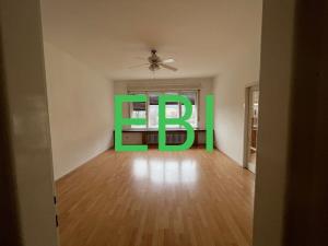 Pronájem bytu 4+1, Praha - Nové Město, Masarykovo nábřeží, 103 m2