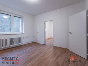 Pronájem bytu 2+1, Úpice, Sládkova, 56 m2