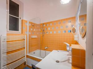 Pronájem bytu 3+1, Praha - Bubeneč, Uralská, 101 m2