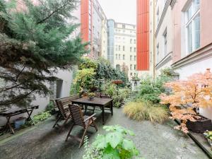 Pronájem bytu 3+1, Praha - Smíchov, Kroftova, 98 m2