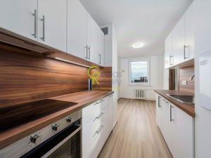 Pronájem bytu 3+1, Praha - Troja, Hnězdenská, 72 m2