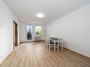 Pronájem bytu 3+1, Praha - Troja, Hnězdenská, 72 m2