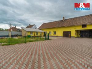 Prodej činžovního domu, Černčice, Husova, 732 m2