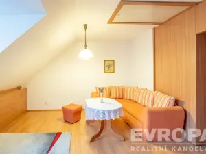 Prodej rodinného domu, Praha - Smíchov, Ke Klimentce, 180 m2