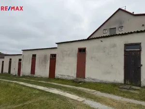 Prodej bytu 2+1, Kamenice nad Lipou, Družstevní, 44 m2