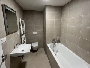 Prodej bytu 2+kk, Zlín, Tyršovo nábřeží, 66 m2