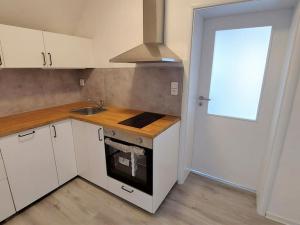 Pronájem bytu 2+kk, Valašské Meziříčí - Krásno nad Bečvou, Na Příkopě, 39 m2