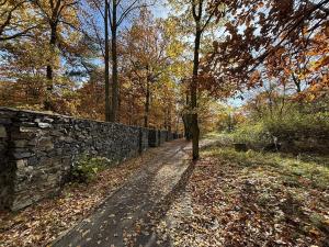 Prodej bytu 2+kk, Jesenice, Lomená, 45 m2