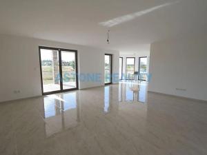 Pronájem rodinného domu, Trnová, 370 m2