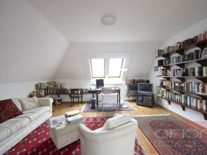 Pronájem rodinného domu, Praha - Kunratice, Ke hrádku, 417 m2