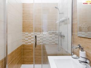 Pronájem bytu 2+1, Karlovy Vary, Zeyerova, 52 m2