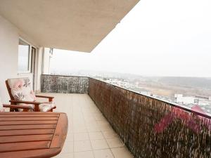 Pronájem bytu 2+kk, Praha - Vysočany, Pod Harfou, 51 m2