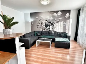 Prodej bytu 3+1, Kladno, Vít. Nezvala, 65 m2