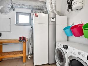 Prodej rodinného domu, Mníšek, Pastviny, 136 m2