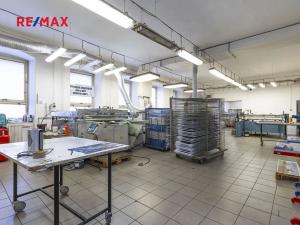 Prodej komerční nemovitosti, Dašice, náměstí T. G. Masaryka, 2490 m2