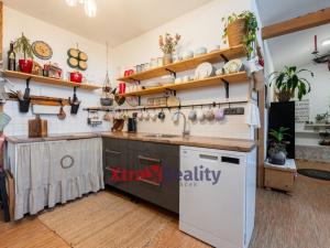 Prodej bytu 2+kk, Teplice, Bílinská, 73 m2