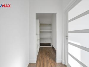 Prodej bytu 2+1, Hradec Králové - Nový Hradec Králové, Kejzlarova, 75 m2