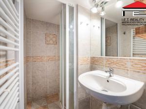 Prodej - jiné, Mikulov, Gagarinova, 120 m2