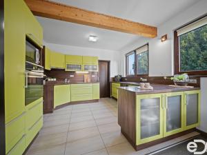 Prodej rodinného domu, Hněvčeves, 202 m2