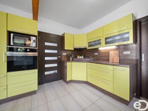 Prodej rodinného domu, Hněvčeves, 202 m2