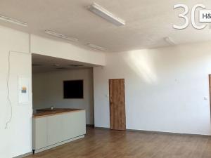 Pronájem obchodního prostoru, Hranice, 195 m2