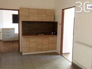 Pronájem obchodního prostoru, Hranice, 195 m2