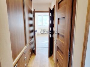 Pronájem bytu 3+kk, Praha, Hennerova, 72 m2