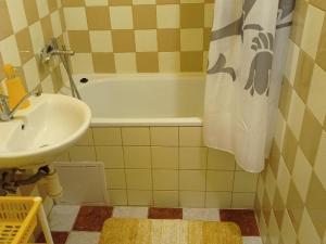 Prodej bytu 1+kk, Chlumec, Podzimní, 32 m2