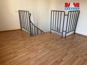 Pronájem bytu 2+kk, Přelouč, Václavské náměstí, 46 m2