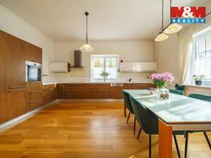 Prodej rodinného domu, Karlovy Vary - Hůrky, Motýlí, 244 m2