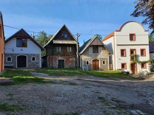 Prodej pozemku pro bydlení, Pouzdřany, Sklepní, 187 m2