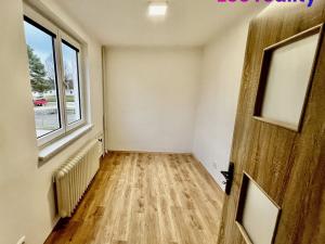 Prodej bytu 3+1, Mojné, 61 m2