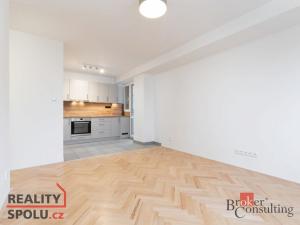 Pronájem bytu 2+kk, Ostrava - Poruba, Svojsíkova, 41 m2