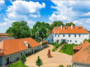 Prodej ubytování, Hluboká nad Vltavou, 1114 m2