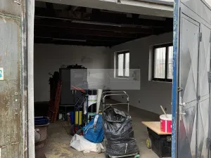 Pronájem skladu, Praha, U vinných sklepů, 35 m2