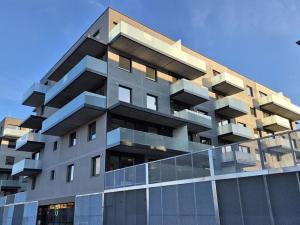 Pronájem bytu 2+kk, Praha - Prosek, Čakovická, 54 m2