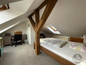 Pronájem bytu 4+kk, Praha - Vršovice, Kodaňská, 93 m2