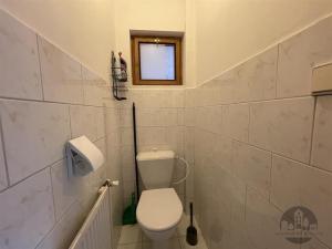 Pronájem bytu 4+kk, Praha - Vršovice, Kodaňská, 93 m2