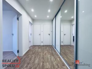 Pronájem bytu 3+1, Praha - Michle, Pod dálnicí, 83 m2