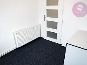 Pronájem obchodního prostoru, Ostrava, Hladnovská, 250 m2