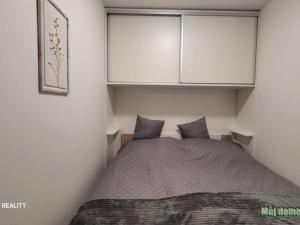 Pronájem bytu 2+kk, Praha - Letňany, Miroslava Hajna, 50 m2