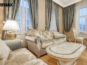 Pronájem bytu 3+1, Karlovy Vary, Dr. Davida Bechera, 130 m2