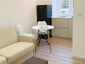 Prodej bytu 1+kk, Praha - Holešovice, Ortenovo náměstí, 18 m2