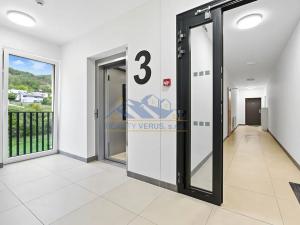 Pronájem bytu 3+kk, Beroun, U Židovského hřbitova, 77 m2