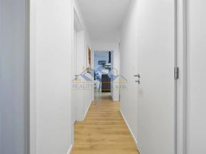 Pronájem bytu 3+kk, Beroun, U Židovského hřbitova, 77 m2