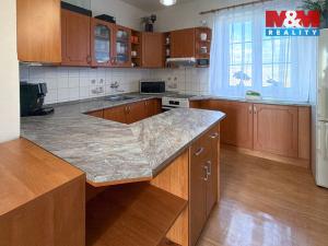 Prodej bytu 2+1, Žatec, Purkyněho, 54 m2