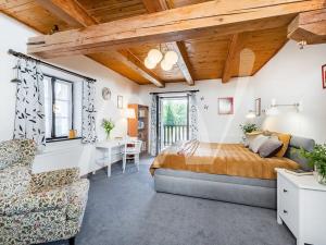 Prodej komerční nemovitosti, Přelíc, 460 m2