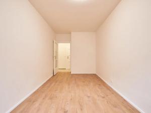 Prodej bytu 2+kk, Praha - Vysočany, Mlékárenská, 56 m2